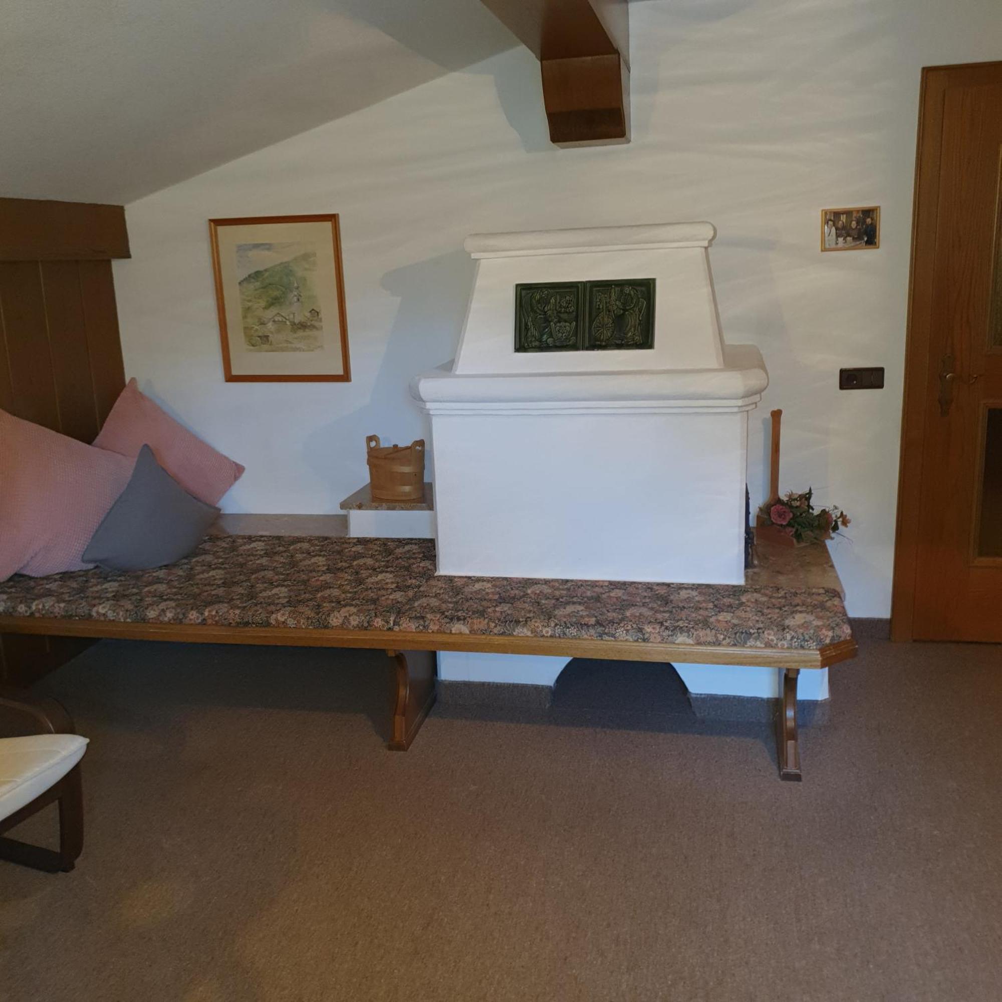 Pitztal Ferienwohnungen St. Leonhard im Pitztal Zimmer foto